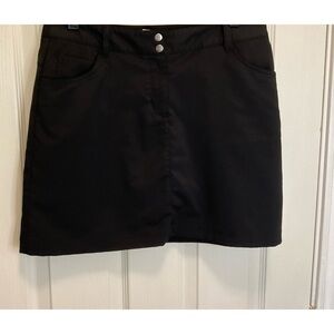 Slazenger women’s golf skort.  Black.  Size 4.
